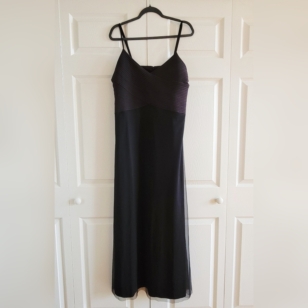 Elegant Black Dress-size 12